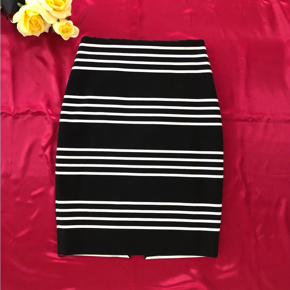 White House Black Market (WHBM) Ponté Stripe Pencil Skirt Black & White - Picture 3 of 10